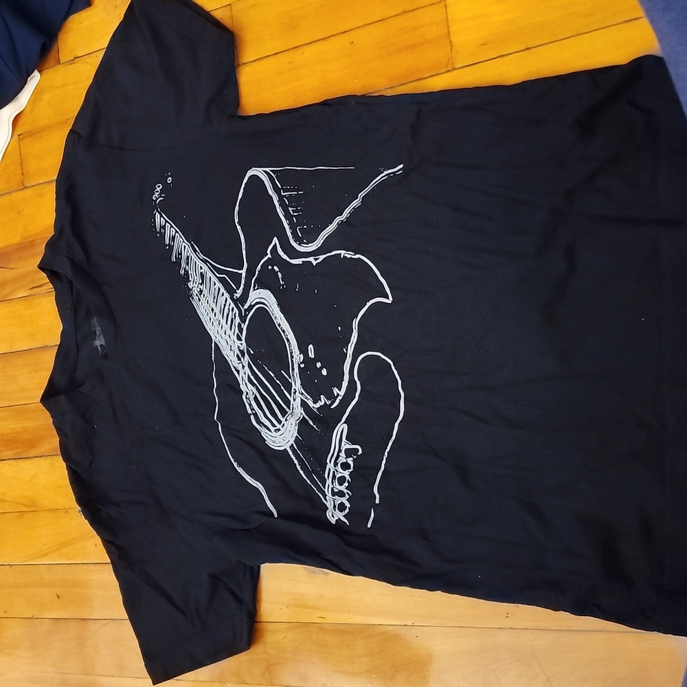 Acoustic guitar T shirt